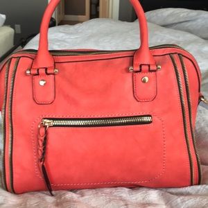 Urban expressions tote